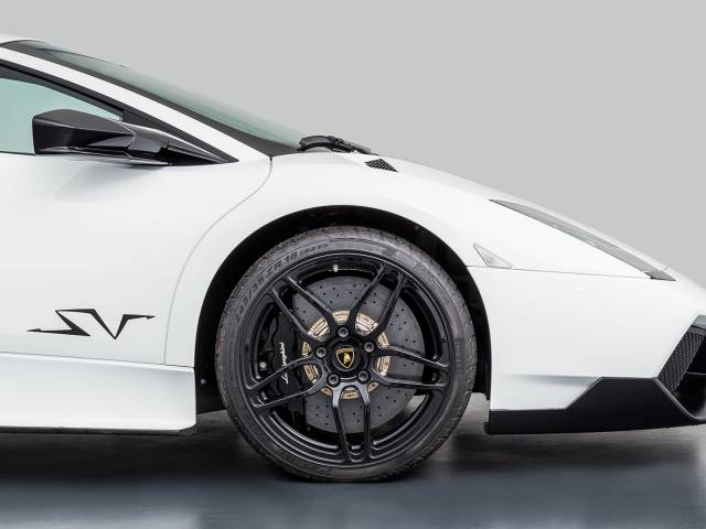 Lamborghini Murciélago LP670-4 SV