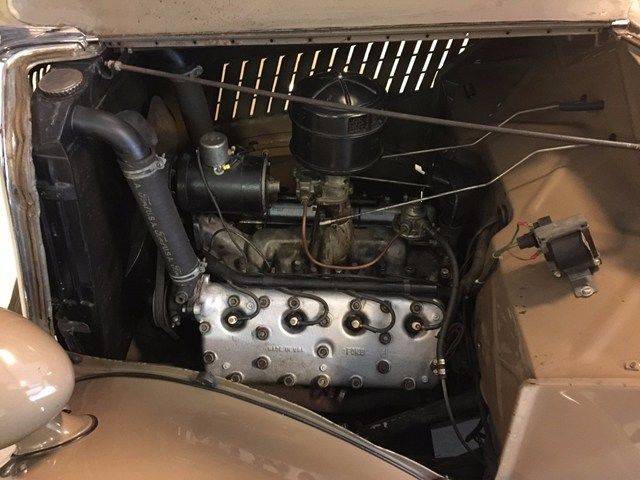 Ford V8 DeLuxe Model 48