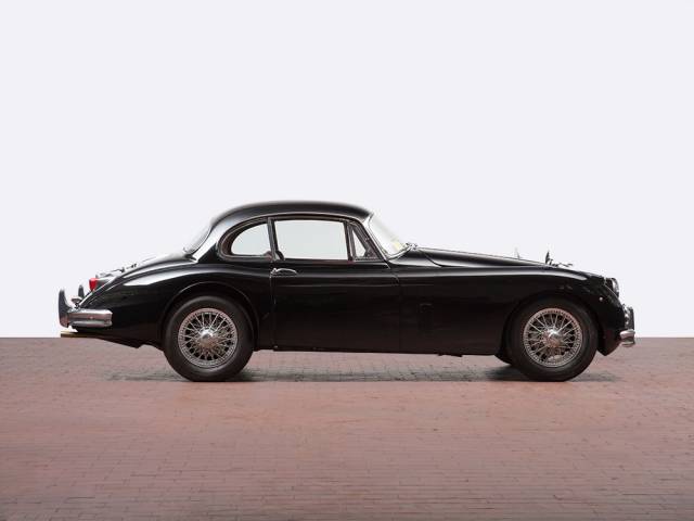 Jaguar XK 150 FHC