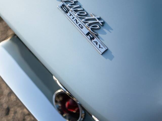 Chevrolet Corvette Sting Ray Convertible
