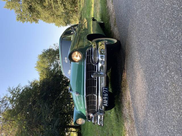 Image 1/22 of Ford Customline (1956)
