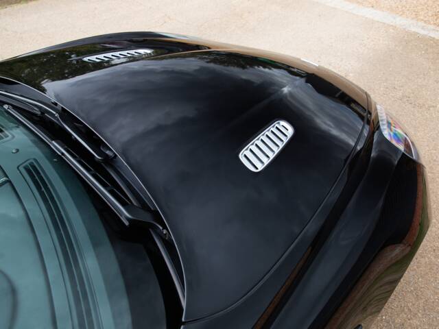 Aston Martin DB 9