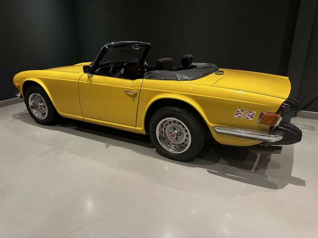 Triumph TR 6 PI