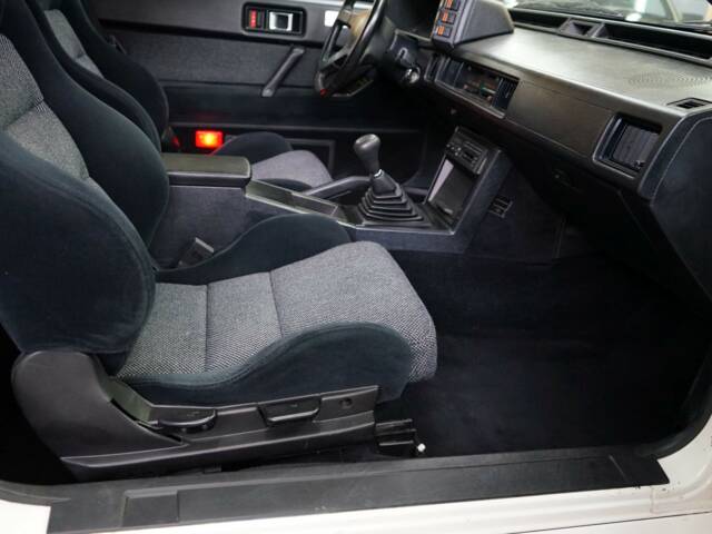 Mitsubishi Starion