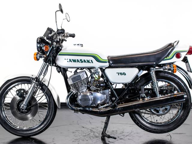 Image 1/40 of Kawasaki DUMMY (1972)