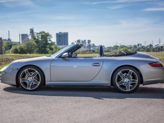 Porsche 911 Carrera