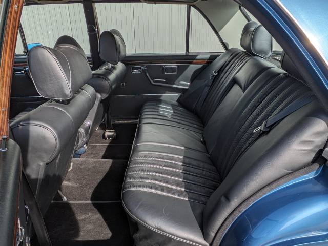 Mercedes-Benz 300 SEL 4.5