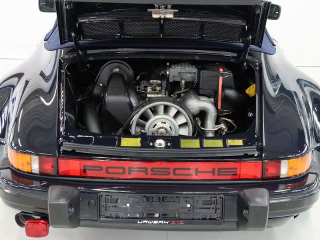 Porsche 911 Carrera 3.2 (WTL)