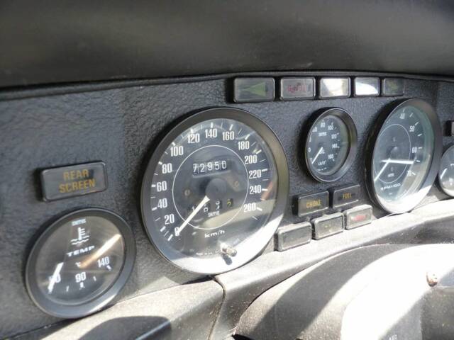 Aston Martin V8 - Aston Martin V8 Serie 3 Coupé 1978