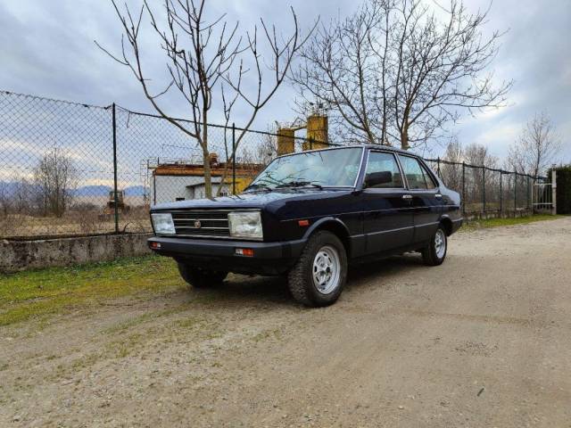 Image 1/9 of FIAT 1300 Supermirafiori (1983)