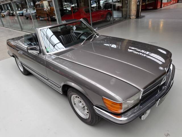 Mercedes-Benz 280 SL