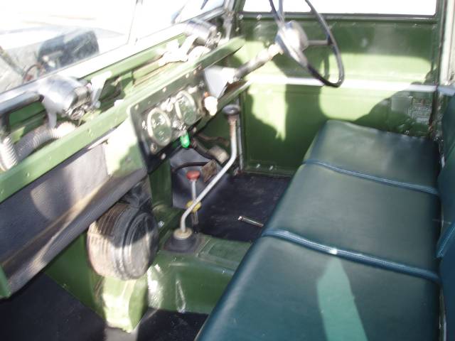 Land Rover 86