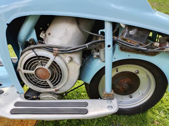 Triumph (TWN) Contessa