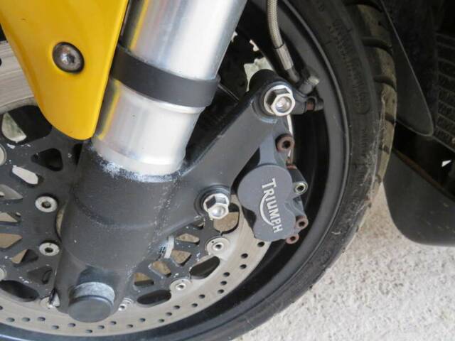 Triumph Daytona T595