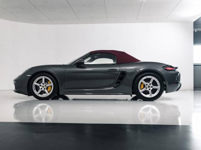 Porsche 718 Boxster
