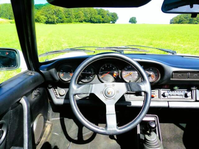 Porsche 911 SC 3.0 - Porsche 911 SC 3.0 Targa weiß 1979