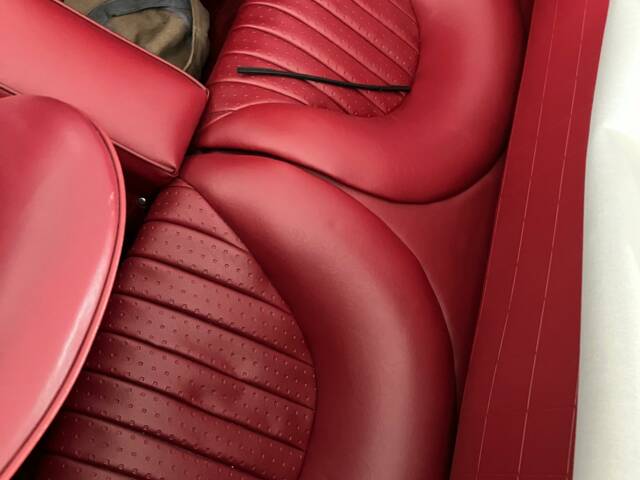 Austin-Healey 3000 Mk III (BJ8)