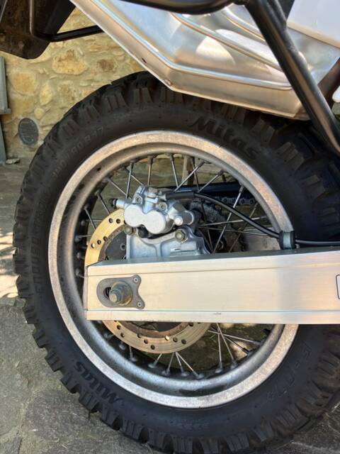 Cagiva E900 Elefant