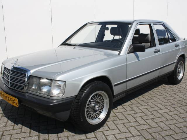 Image 1/15 of Mercedes-Benz 190 D (1984)