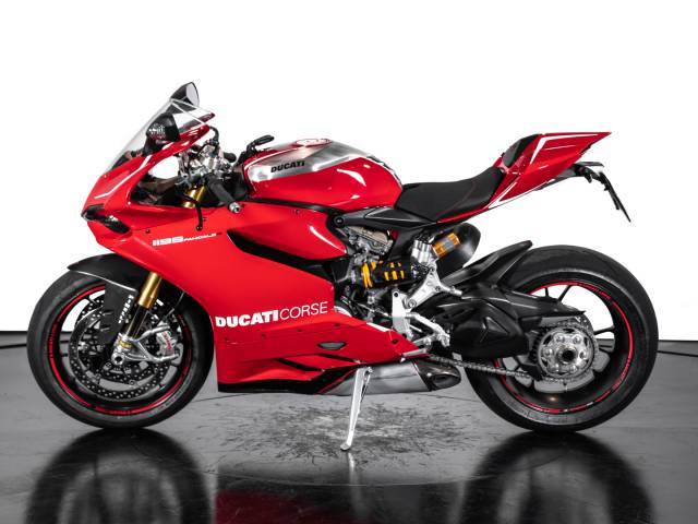 Image 1/26 of Ducati DUMMY (2013)