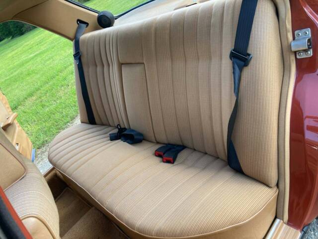 Mercedes-Benz 240 D