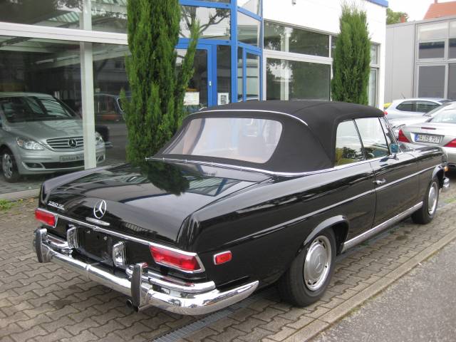 Mercedes-Benz 280 SE