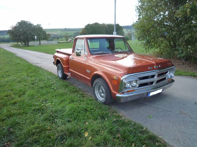 GMC  C10 Stepside Shortbed V8 