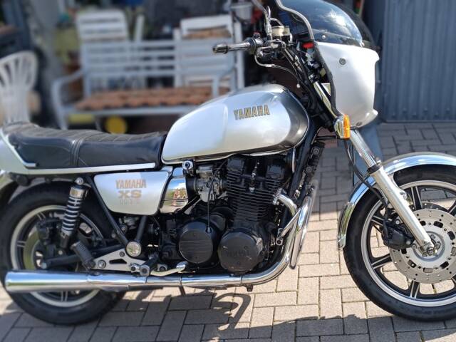 Yamaha XS 1100