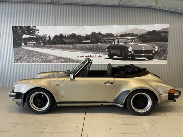 Image 1/20 of Porsche 911 Carrera 3.2 (1987)