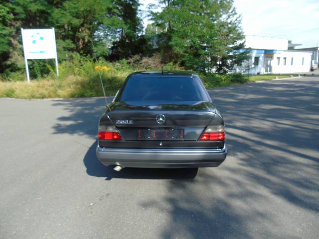 Mercedes-Benz 260 E Lang