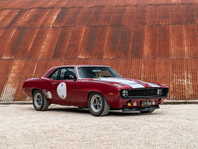 Image 1/37 of Chevrolet Camaro (1969)