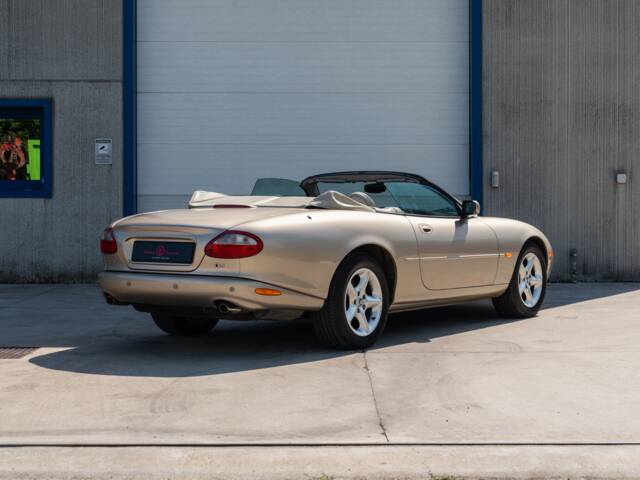Jaguar XK8 4.0