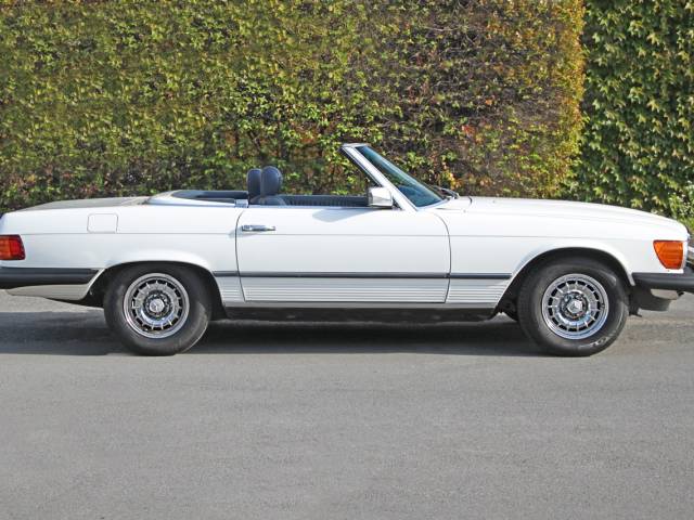 Mercedes-Benz 380 SL