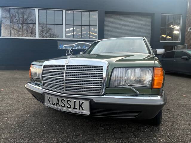 Mercedes-Benz 280 SE