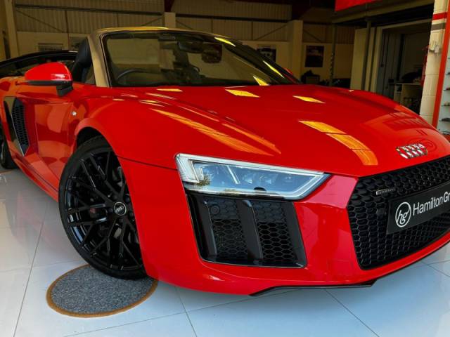 Image 1/50 of Audi R8 V10 Spyder (2017)