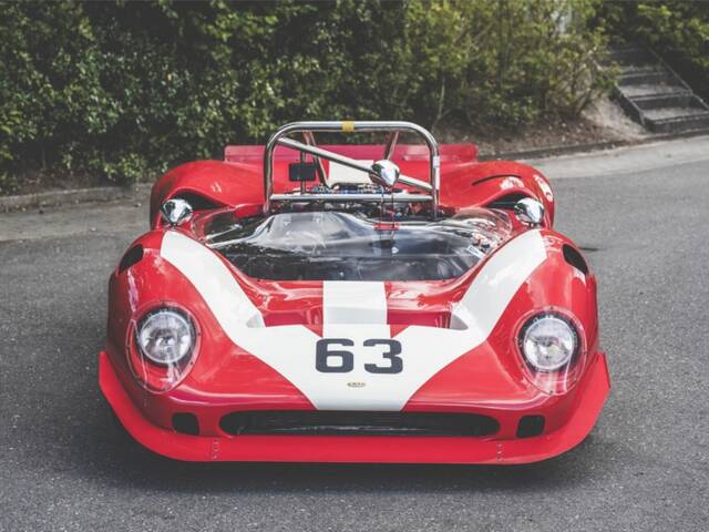 Lola T70