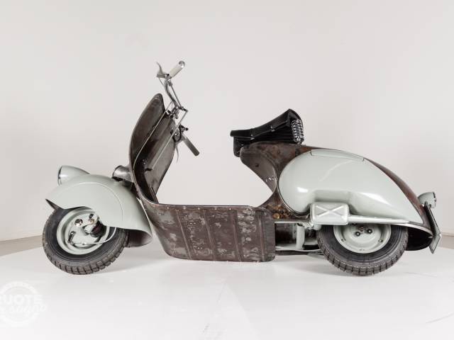 Image 1/16 of Piaggio DUMMY (1946)