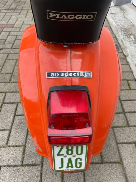 Piaggio Vespa 50 N Special
