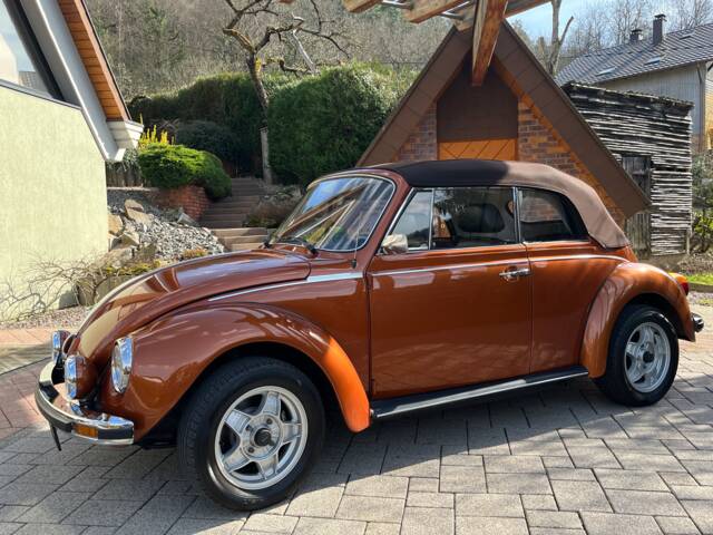 Bild 1/27 von Volkswagen Beetle 1303 LS (1978)