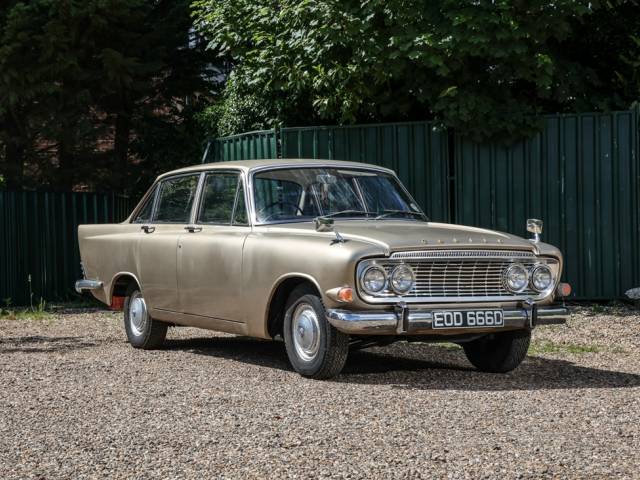 Image 1/15 de Ford Zodiac MkIII (1966)