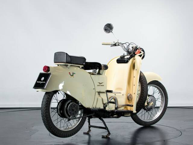 Moto Guzzi Galletto 160