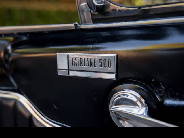 Ford Fairlane 500