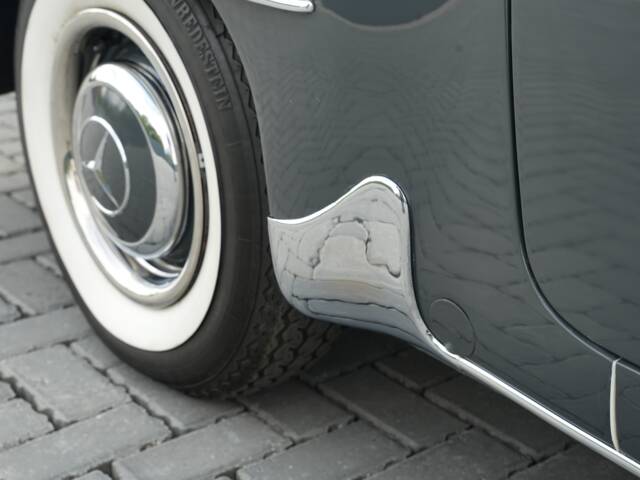 Mercedes-Benz 190 SL