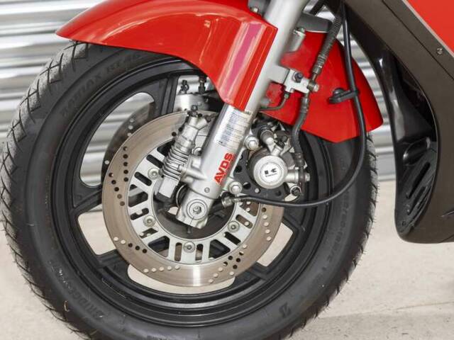 Kawasaki GPz 1000RX