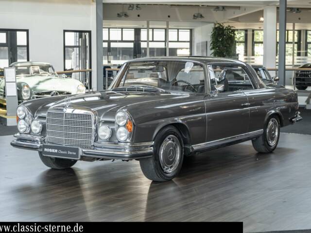 Immagine 1/15 di Mercedes-Benz 280 SE 3,5 (1970)