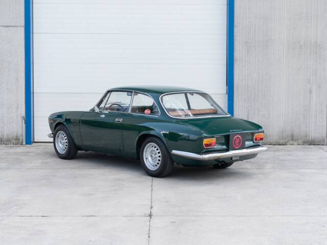 Alfa Romeo Giulia GT 1300 Junior