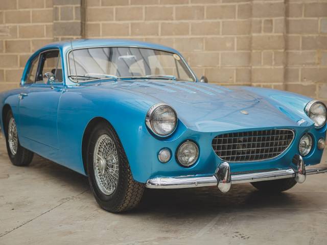 Image 1/8 of AC Greyhound (1963)