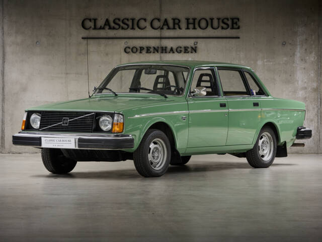 Bild 1/98 von Volvo 244 DL (1975)