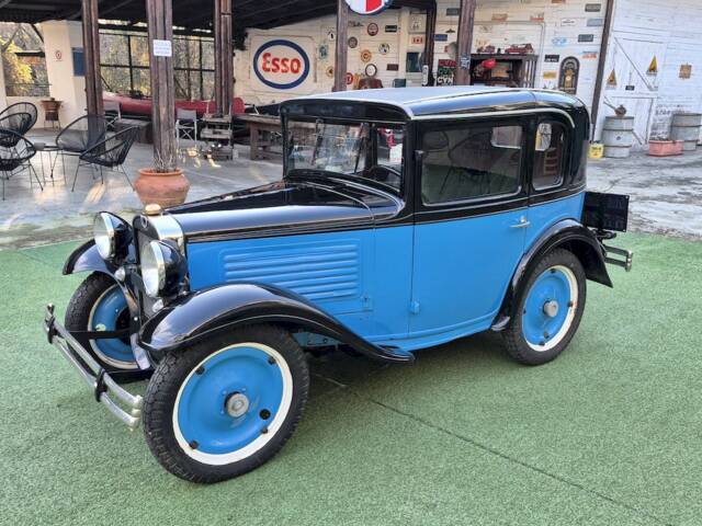 Austin 7 Saloon