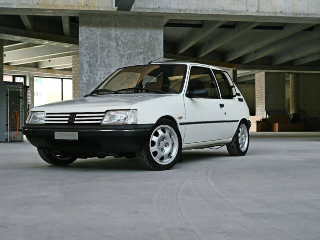 Peugeot 205